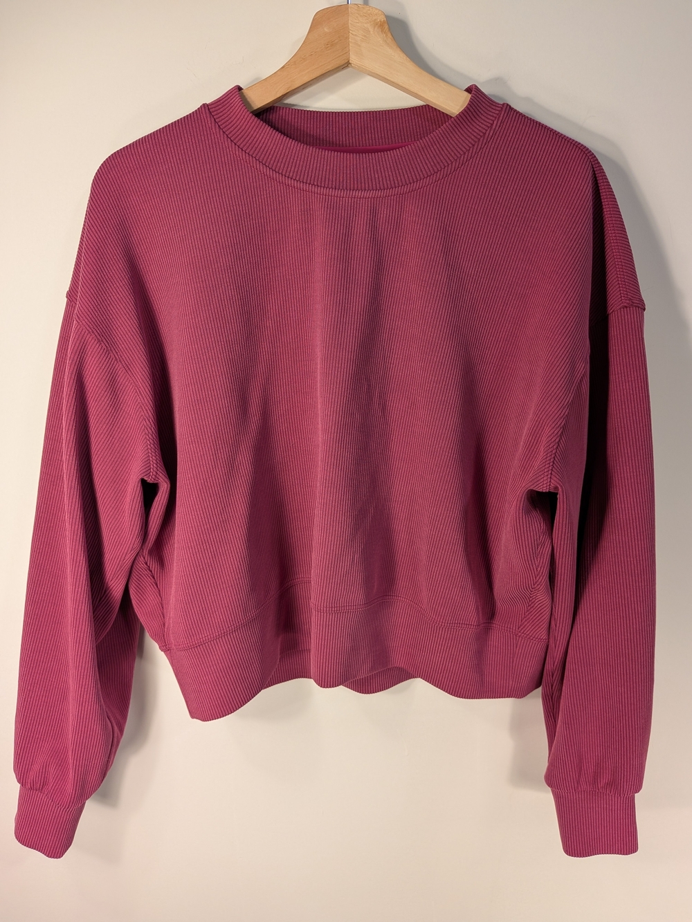 Lululemon Ribbed Softstreme Perfectly Oversized Cropped Crew Magenta Size 6